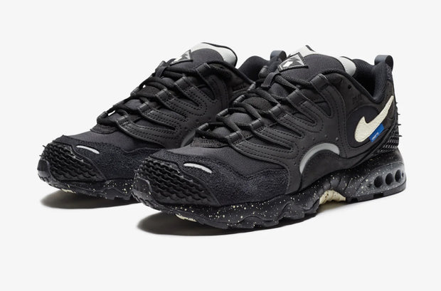 UNDEFEATED X NIKE AIR TERRA HUMARA