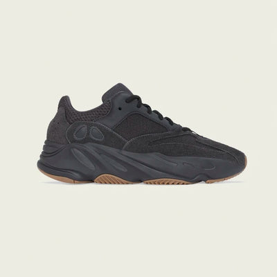 YEEZY BOOST 700 BLACK